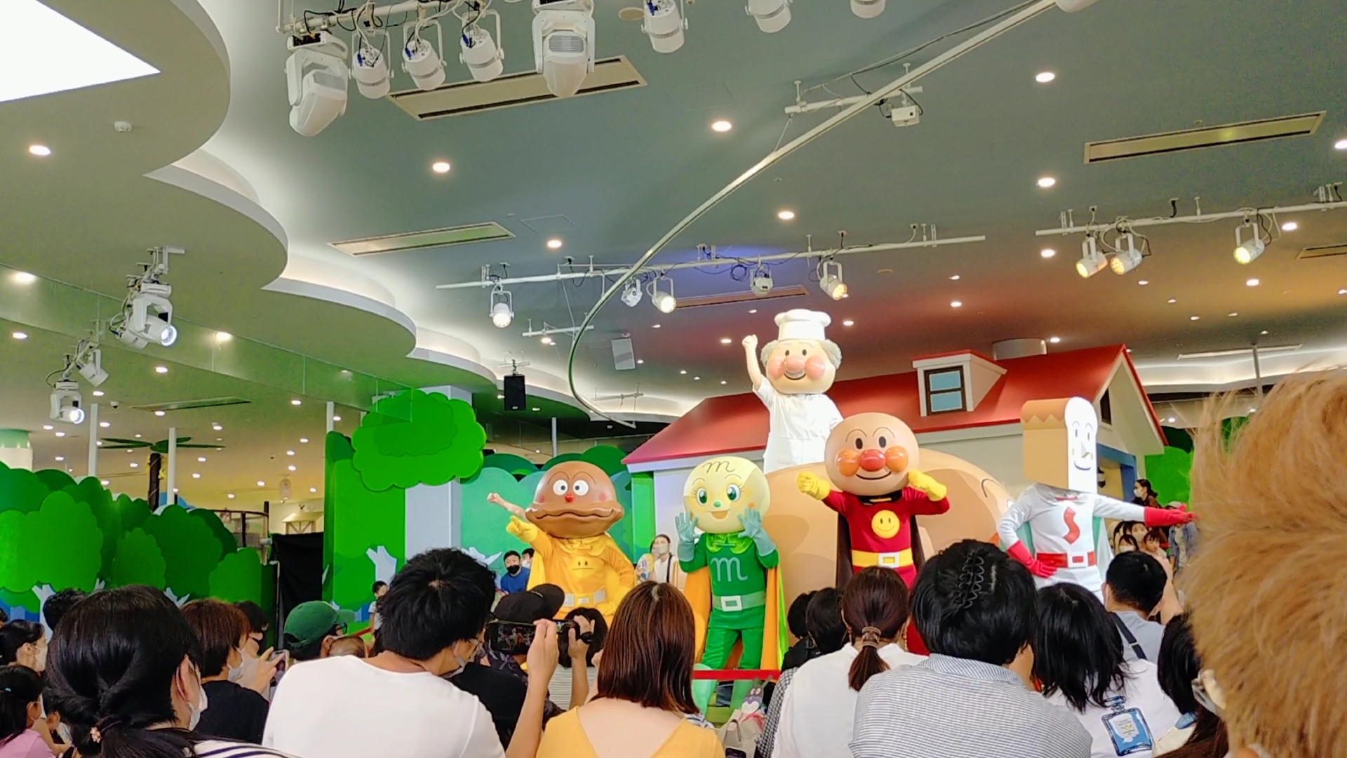 横浜アンパンマンこどもミュージアム 株式会社リバァイアンス